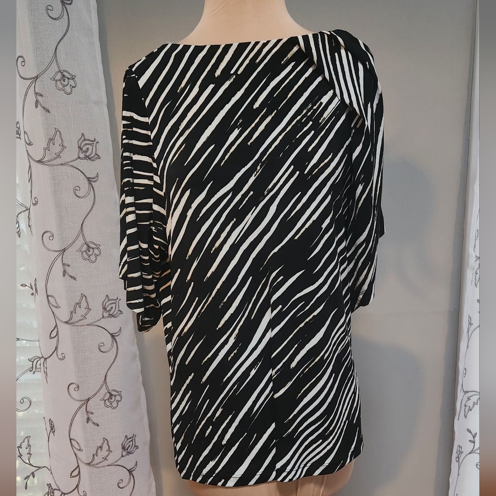 Anne Klein zebra print Easy Care blouse top Large Dolman short sleeve